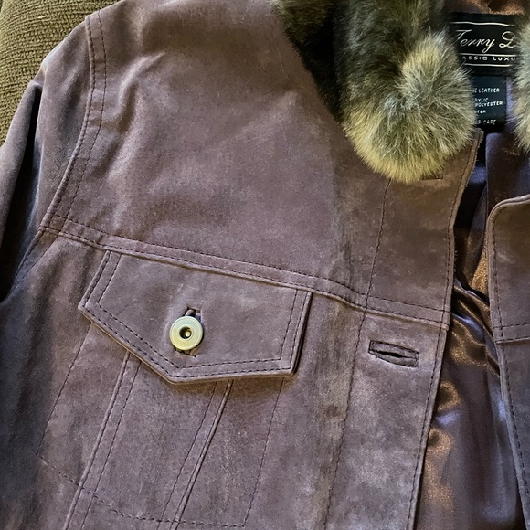 TERRY LEWIS CLASSIC LUXURIES Purle violet Jacket with Faux Fur Collar Purple - Picture 7 of 13